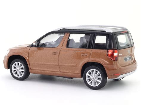 2013 Skoda Yeti 1:43 Abrex diecast scale model car | Scale Arts India