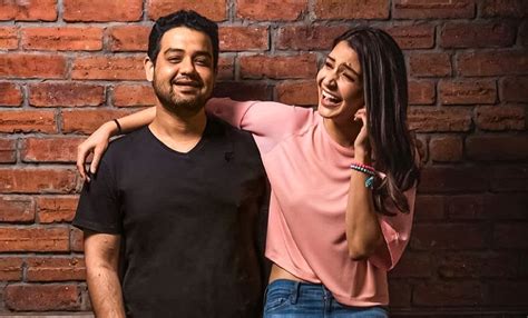 Anushka Sharma's Clean Slate Filmz Strikes A Rs 400 Crore Deal With ...