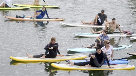 Hilton Head resort attempts record for standup paddleboard yoga ...