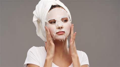 Sheet Mask Benefits: When to Use & Post-Mask Care