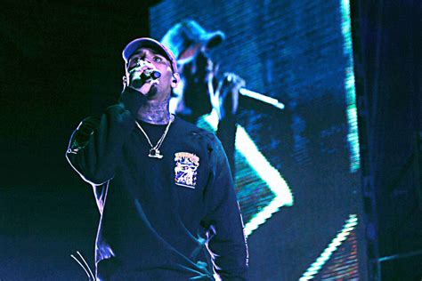 Concert review: Chris Brown brings ‘One Hell of a Night’ tour to ...