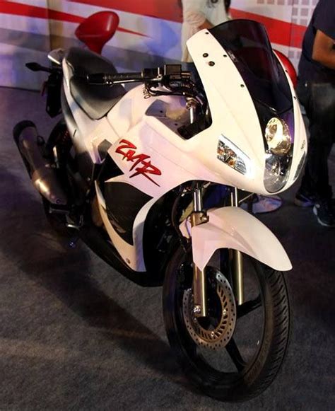 Photos: The updated Hero Karizma R - Rediff Getahead