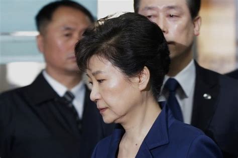 69岁的朴槿惠，可能获刑30年以上，是否会把牢底坐穿？ - 知乎