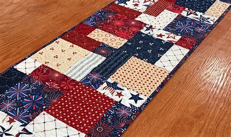 Patriotic Americana Table Runner, Quilted Patriotic Table Runner ...