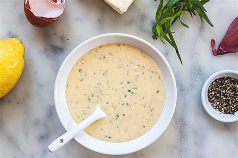 Classic Béarnaise Sauce Recipe