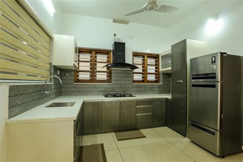 4 BHK Tropical Home Design Ideas in Kozhikode Kerala