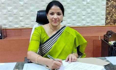 Control Room - Collector information to clear doubts about Artist Women ...