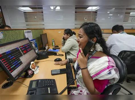 Technical calls: Two Trades for Today: A large-cap pharma firm for over ...