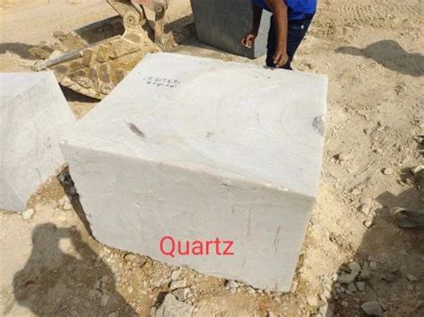 Quartz Block - White Quartz block Manufacturer from Jaipur