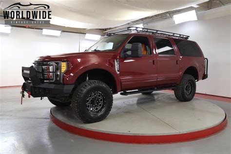 Image result for 2000 Ford Excursion Matchbox