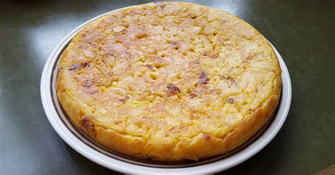 Spanish Omelette Recipe by Tizz - Cookpad