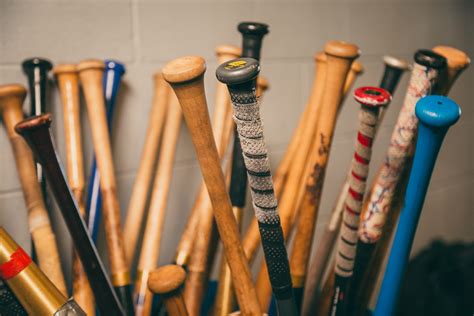 Bats, Bats, Bats....Interesting Tidbits and Facts about Baseball Bats ...