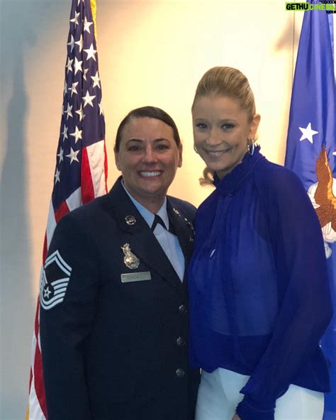 Kristen Renton Wiki, Biography, Age, Photos, Spouse and more