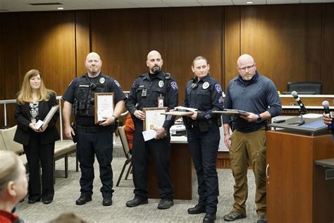 5 Abilene officers recognized for serving a combined 100 years, APD ...