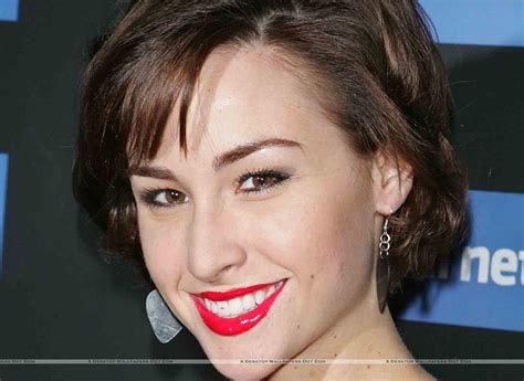 Allison Scagliotti Bio, Net Worth, Height, Weight, Boyfriend, Affair ...