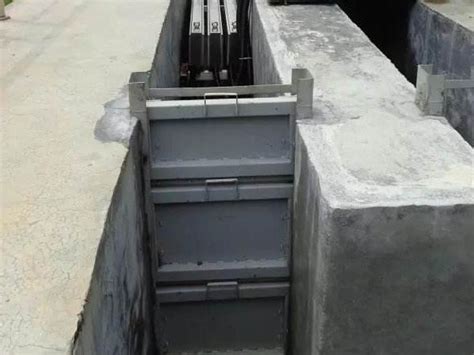 水力自动翻板闸门 水利自控翻板钢闸门生产品牌：浩川-盖德化工网