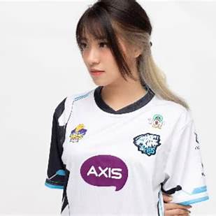 https://cloud.jpnn.com/photo/arsip/normal/2023/07/23/mengenal-dellete-streamer-asal-bandung-yang-berprestasi-foto-uesq.jpg