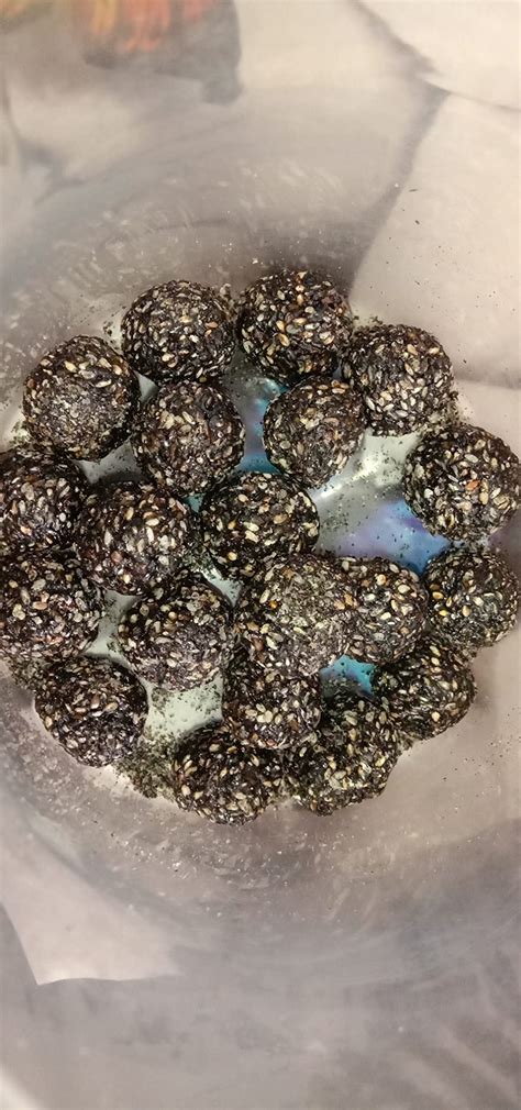 Lemor Special Laddu Jaggery (Gud) White Till & Peanut Ladoo 200 Gms तिल ...