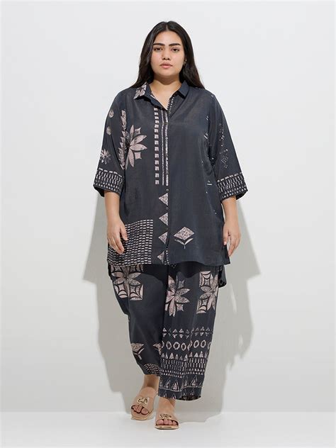 Buy Diza Black Printed A-Line Kurti from Westside