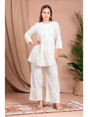 Buy Cotton Culture Women Off White Floral Embroidered Co-Ord Set (XS ...