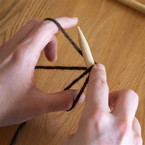 Long Tail Cast On Tutorial 的图像结果