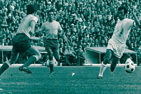 Real Madrid: Así jugaba Amancio Amaro: velocidad, desborde y gol de una ...