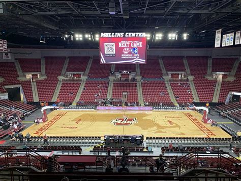 UMass - by Nik Berney - The Low Major