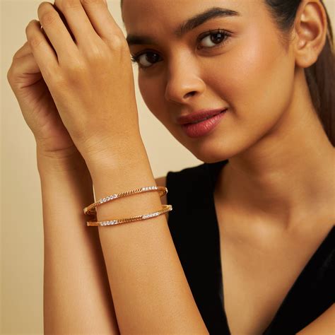 Zircon Bangle 170585