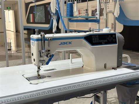 UFR-601迷你缝纫机 家用台式多功能微型双针电动缝纫机跨境批发-阿里巴巴