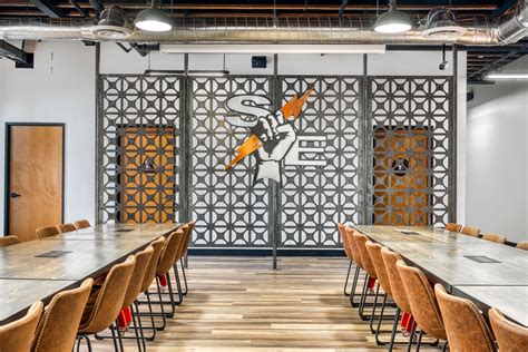 Interior Signage Design 的图像结果