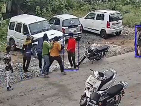 Civic officer thrashed over cleanliness row in Bhopal: Accused made him ...