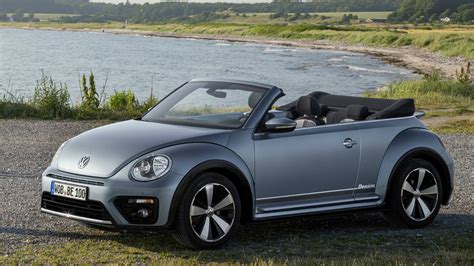 Silver Volkswagen Beetle Cabriolet 2017 wallpapers and images - wallpapers, pictures, photos