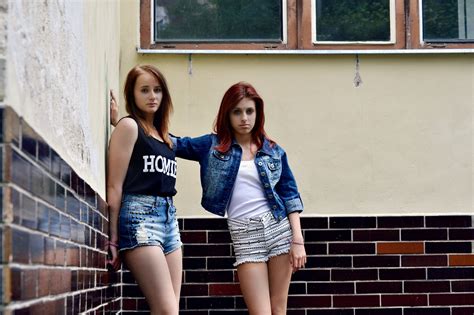 10 Signs Someone you Know is Addicted to Drugs