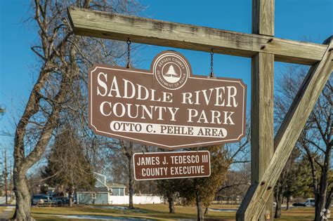 Saddle Brook, NJ City Guide | About Living in Saddle Brook - Homes.com