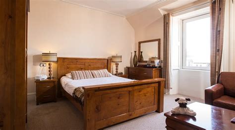 REDCLIFFE HOTEL (Inverness, Scotland) - Hotel Reviews, Photos, Rate ...