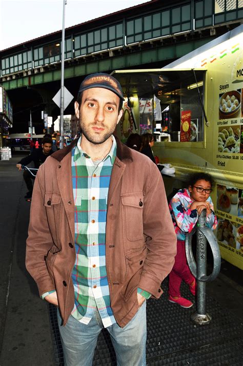 Momo Crawl, Jackson Heights, Queens — Nina Roberts