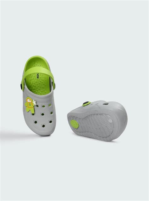 Buy Boys Jibbitz Clogs Online at just Rs. 399.0 - 1000013143734 | Max ...