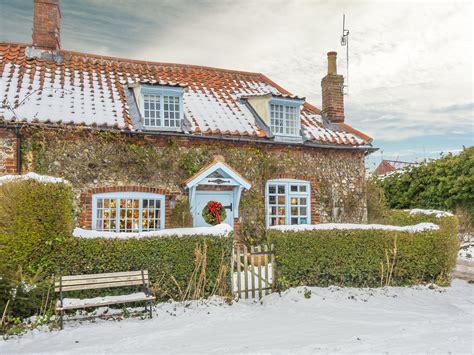 Christmas Cottages In Wiltshire at Stephen Gallagher blog