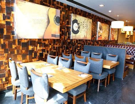 Kenny Rogers Roasters' first flagship restaurant in India is all about ...