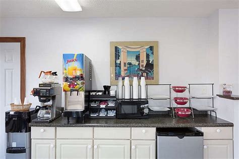 RODEWAY INN LAKE CITY I-75 - Hotel Reviews, Photos, Rate Comparison ...