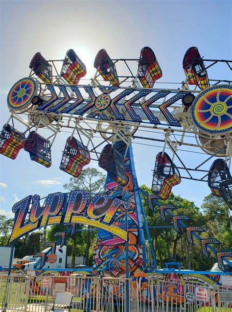 Zipper Carnival Ride