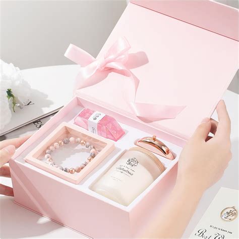 Amazon.com: Handmade Rose Scented Candle Gift Set with Soap & Pink ...