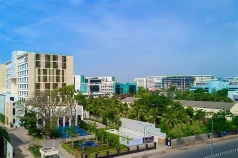 Feathers A Radha Hotel (Chennai) - Hotel Reviews, Photos, Rate ...