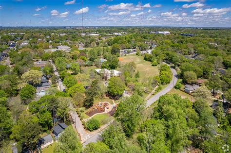 East Lake Neighborhood Guide | Living in East Lake - Homes.com