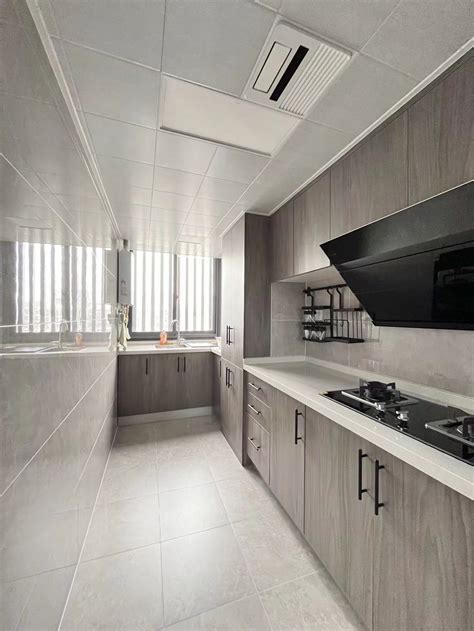 80平米轻奢风格三室厨房装修效果图，橱柜创意设计图 - 金地新家官网