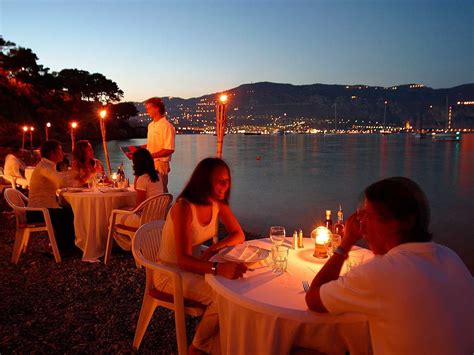 5 sexy beach bars worth a shot | Condé Nast Traveller India