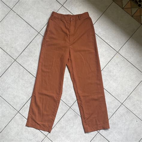 orange pants, Women's Fashion, Bottoms, Other Bottoms on Carousell