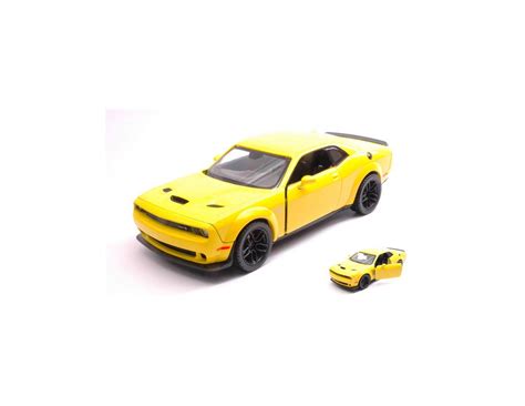 Motormax MTM79350Y DODGE CHALLENGER SRT HELLCAT WIDEBODY 2018 YELLOW 1:24 Modellino