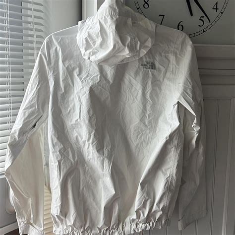 The North Face Women's White Jacket | Depop