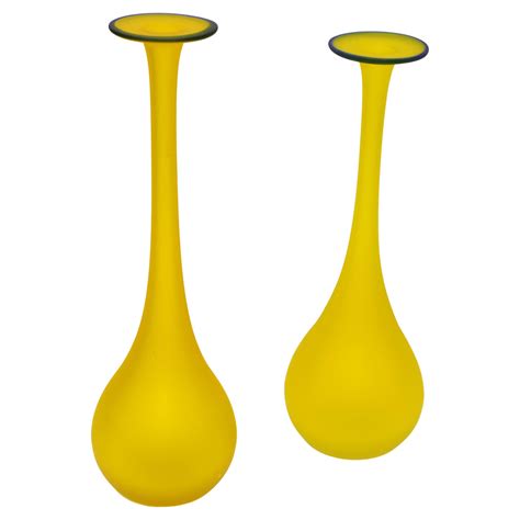 Mid-Century Modern Smoked Grey Glass Teardrop Bud Vase For Sale at ...